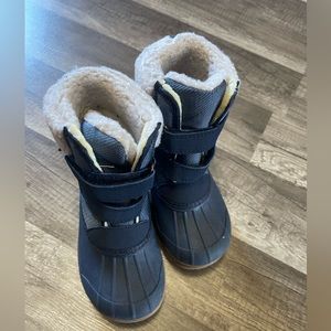 Oshkosh snow boots